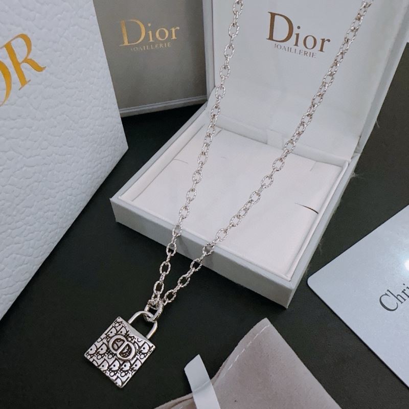 Christian Dior Necklaces